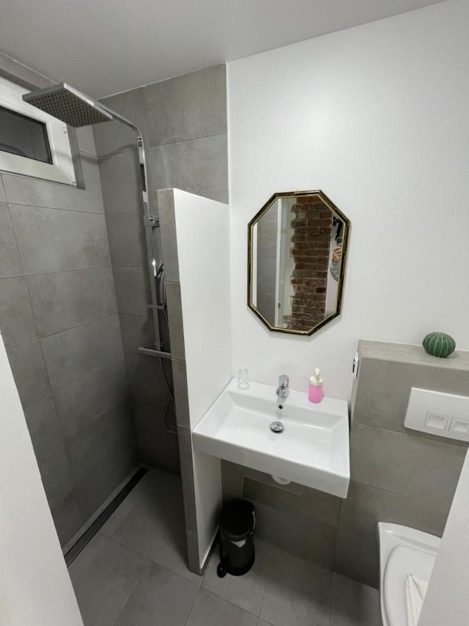 Liberty Hotel Кьолн Екстериор снимка