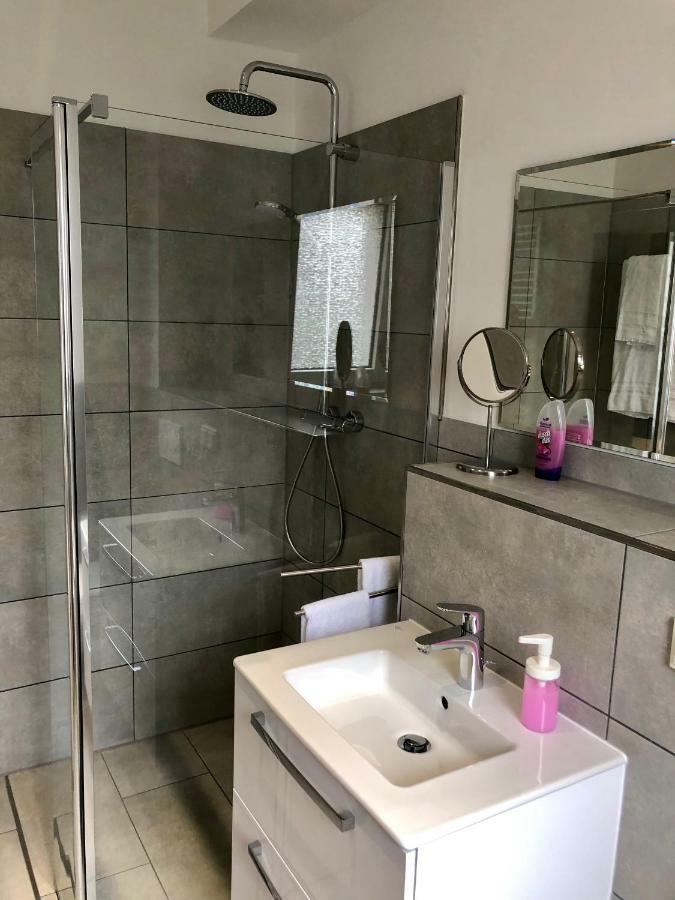 Liberty Hotel Кьолн Стая снимка